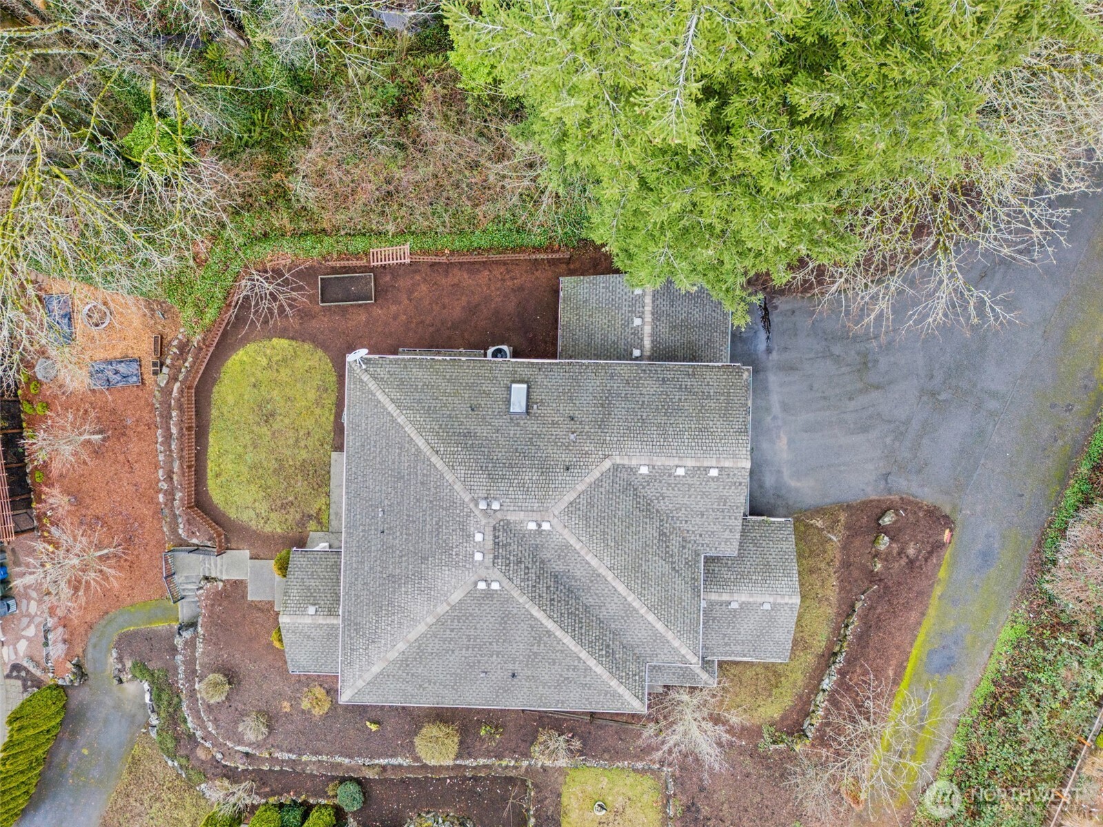 1310 N 27th Court