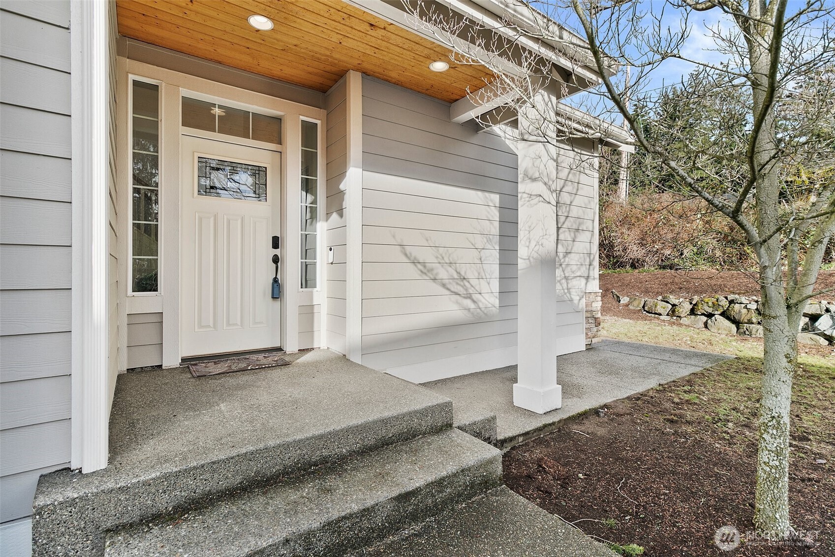 1310 N 27th Court