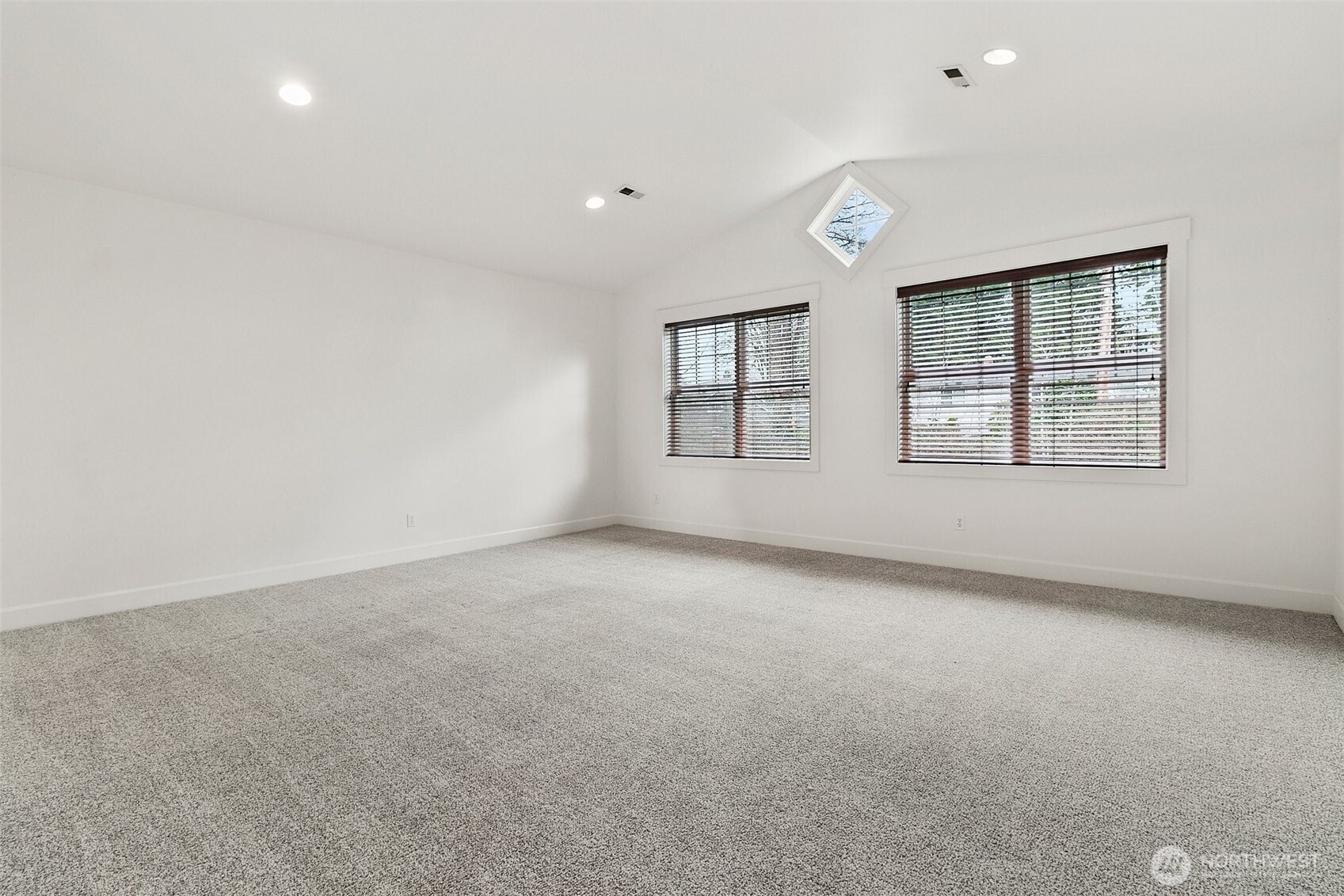 1310 N 27th Court