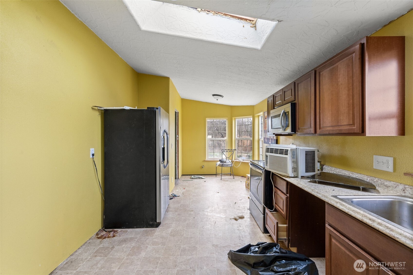 112 Lacey Lane