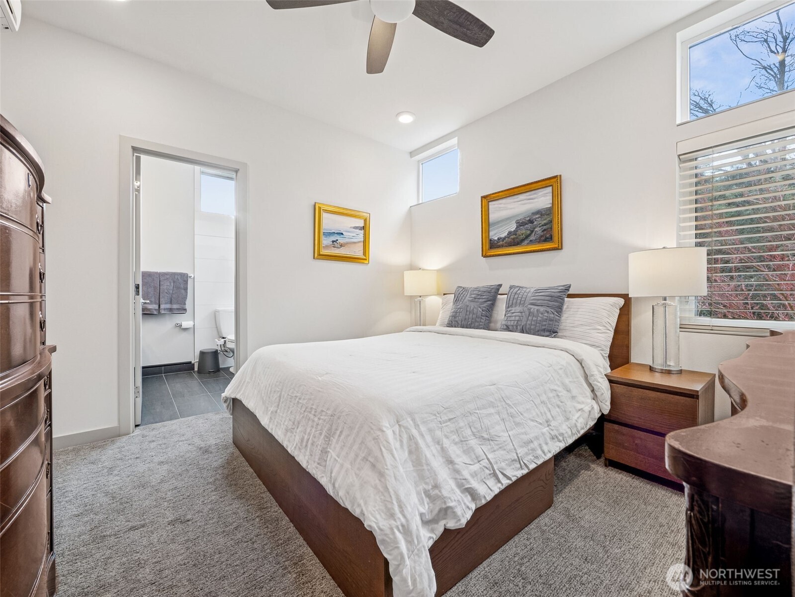 2604 23rd Avenue W