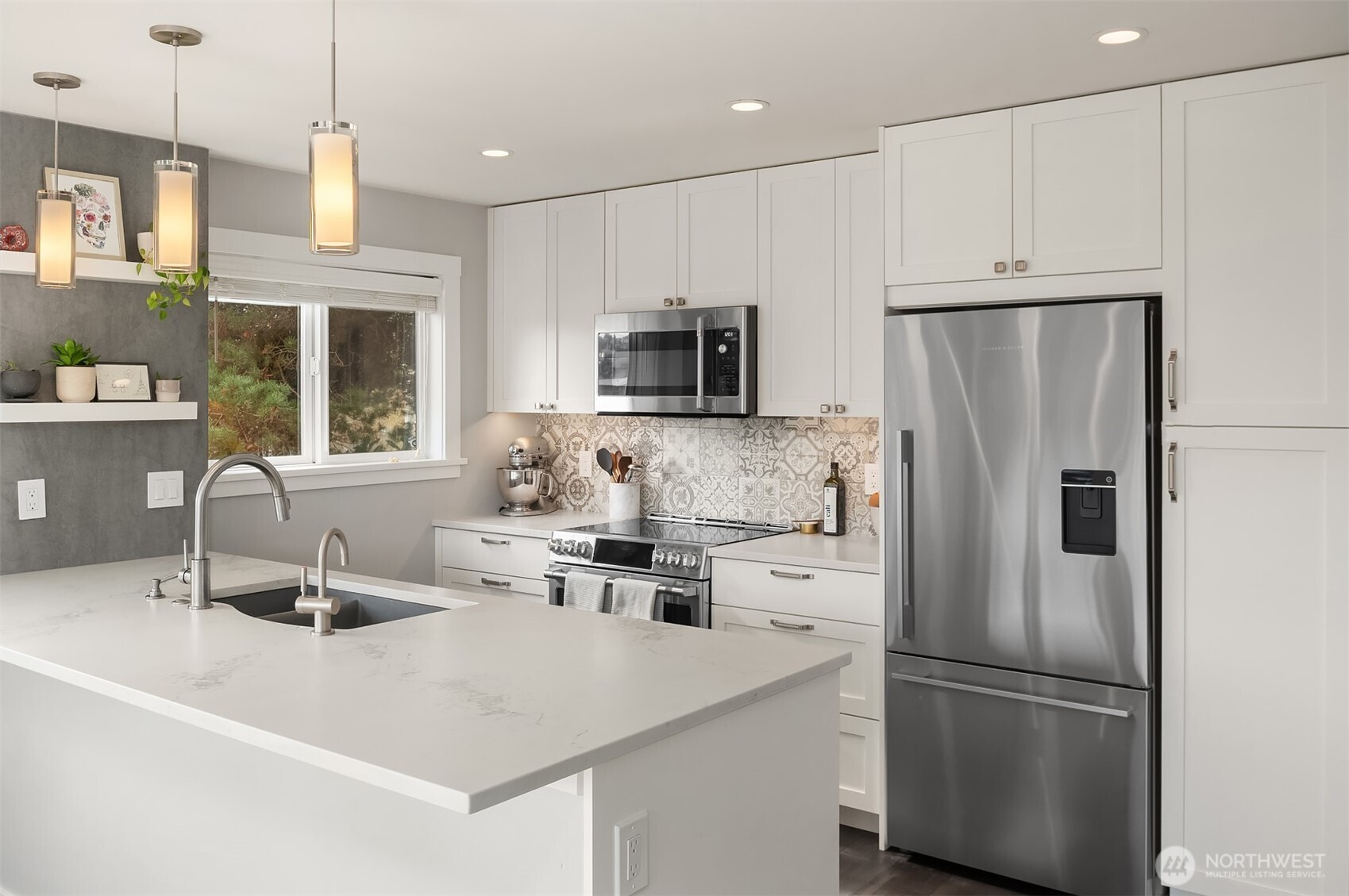 2636 22nd Avenue W Unit: 201