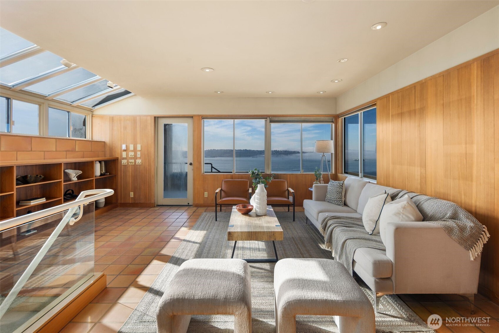 2021 1st Avenue Unit: G20