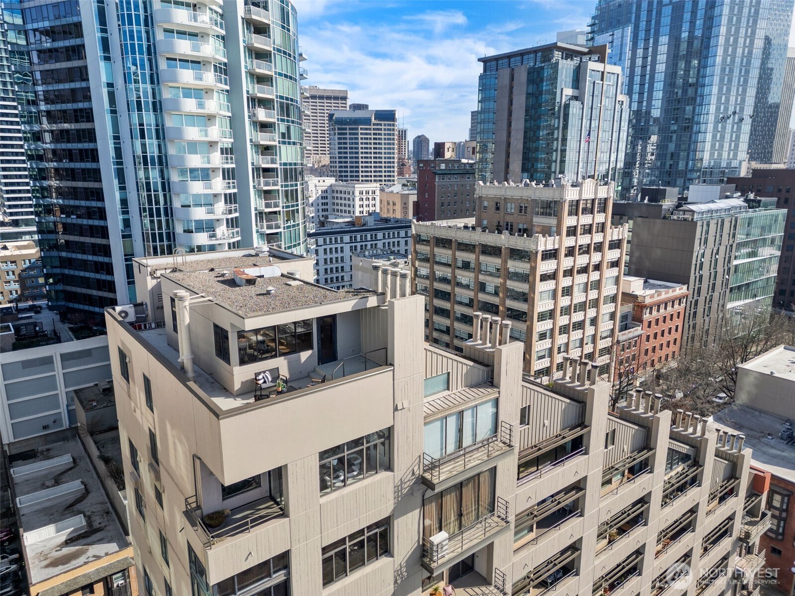 2021 1st Avenue Unit: G20