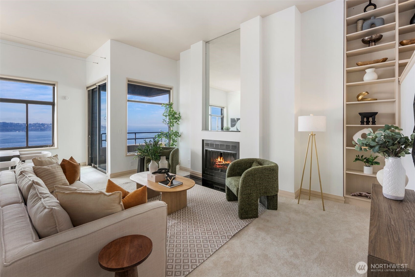 2021 1st Avenue Unit: G20