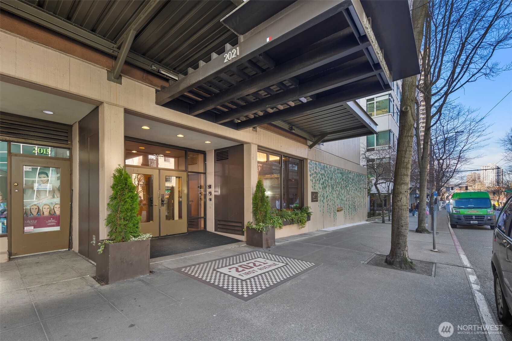 2021 1st Avenue Unit: G20