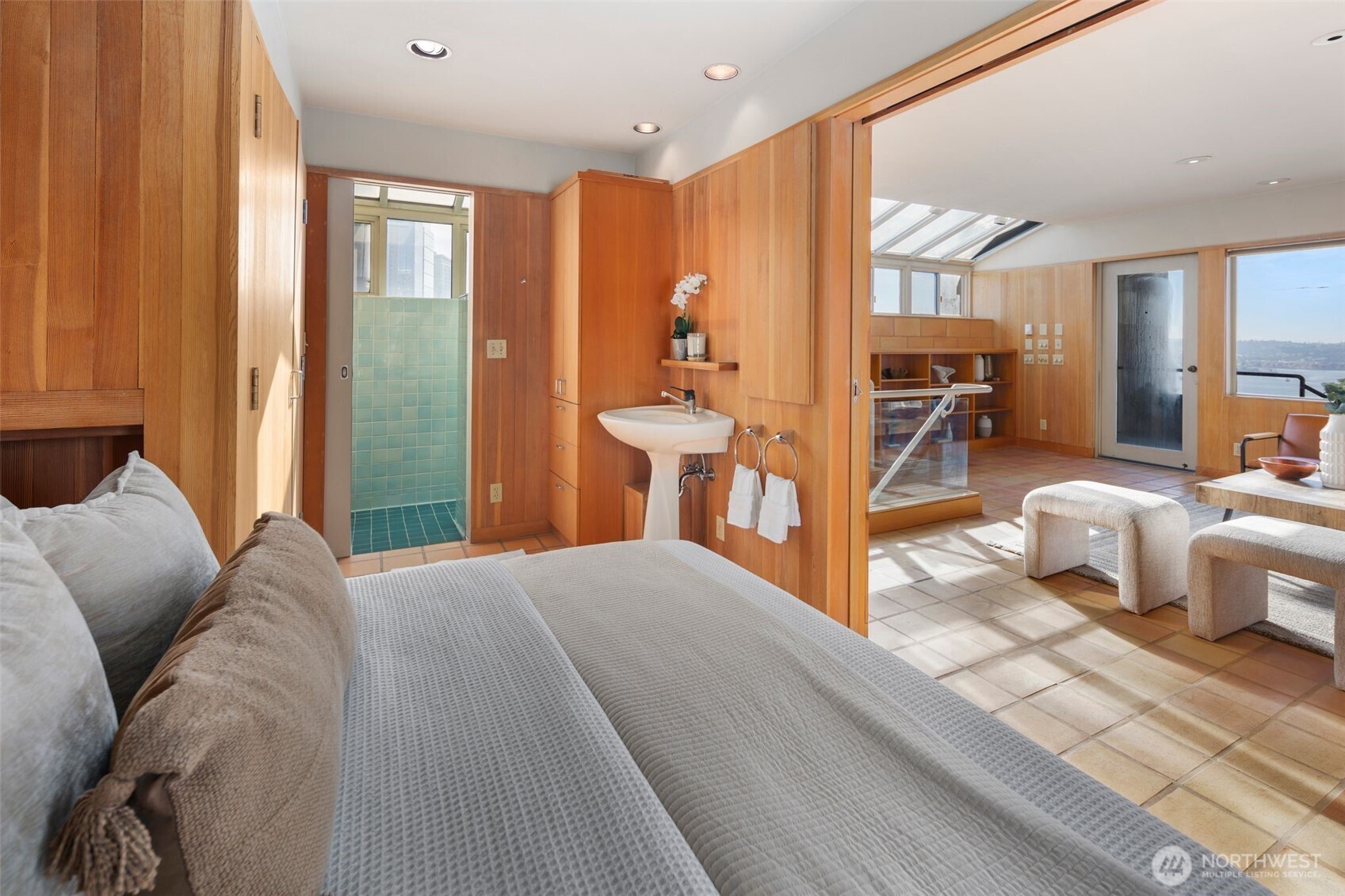 2021 1st Avenue Unit: G20