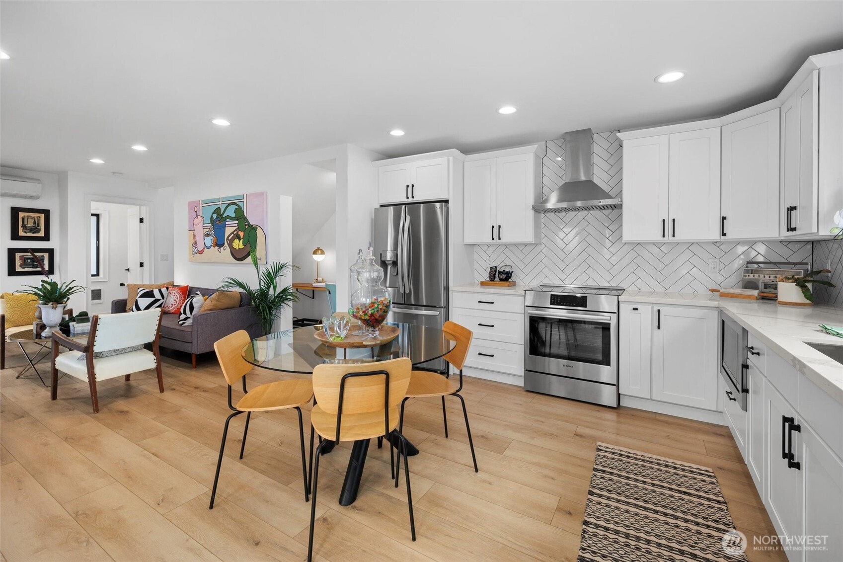 128 28th Ave Unit: B