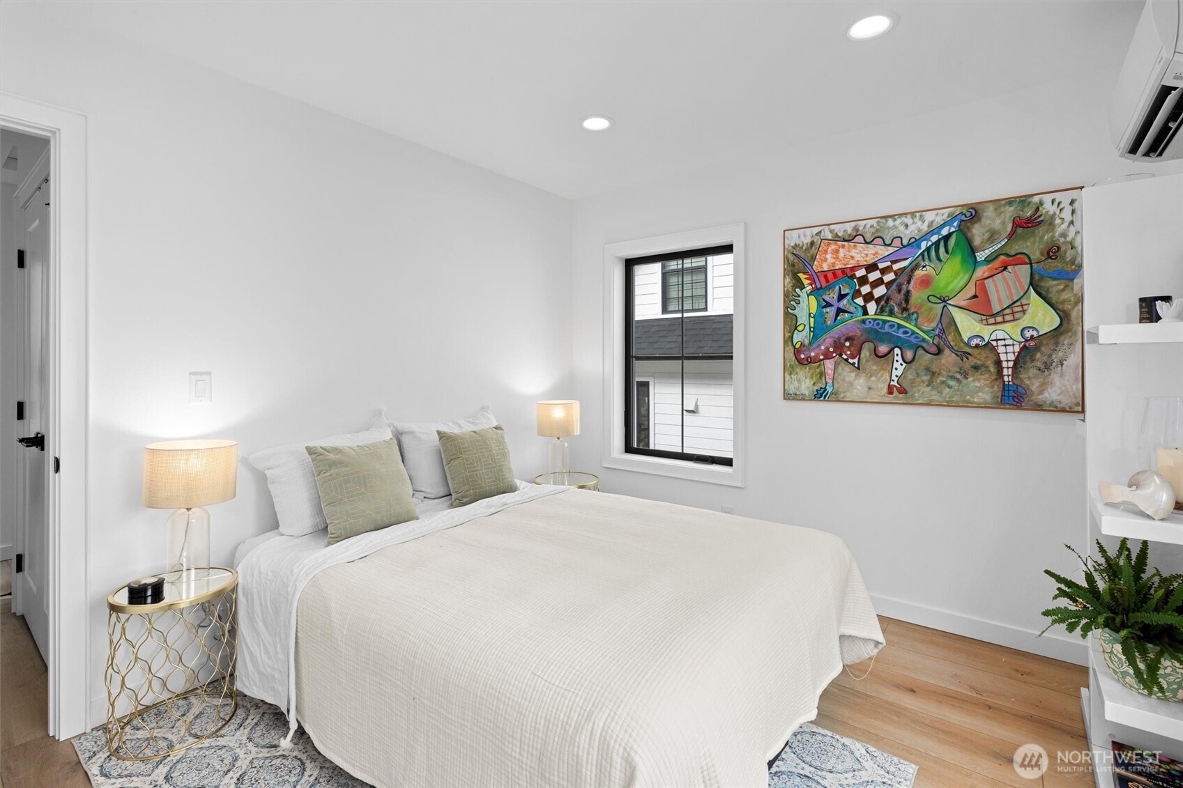 128 28th Ave Unit: B