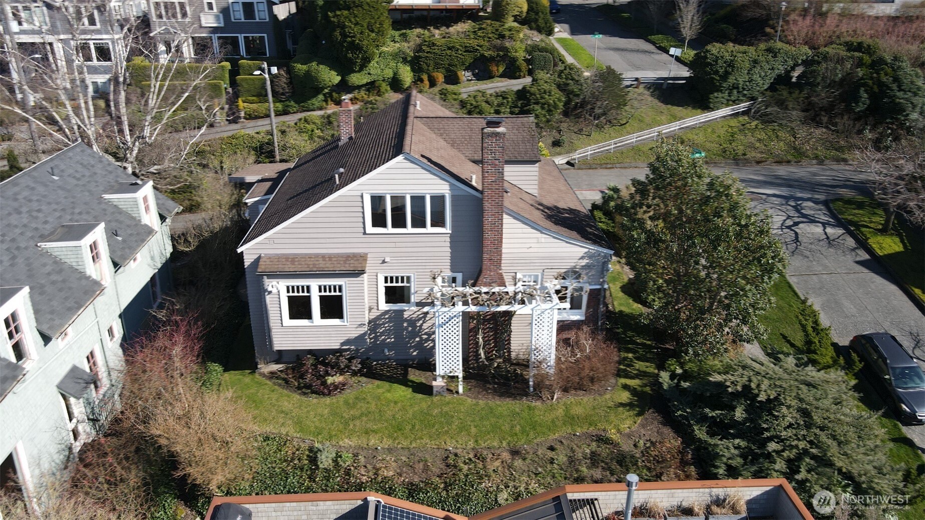 902 W Blaine Street