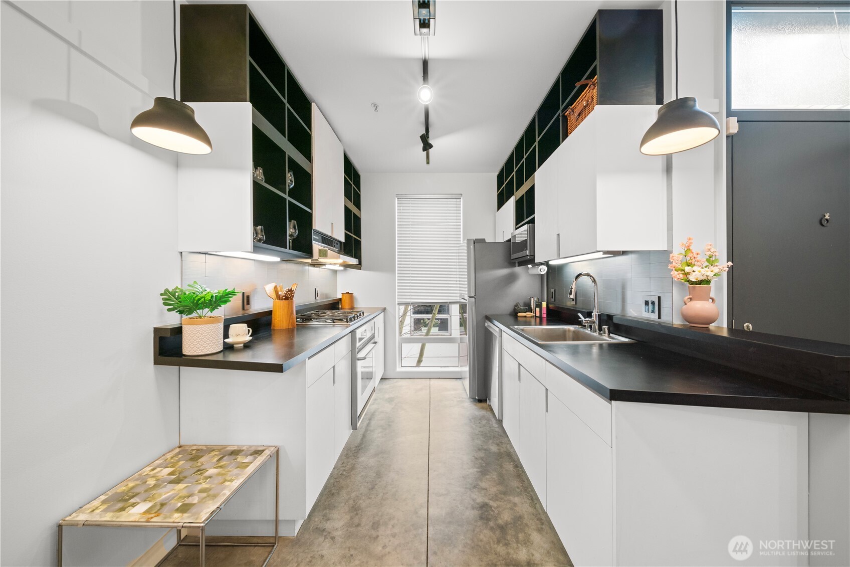 1413 15th Avenue Unit: 3
