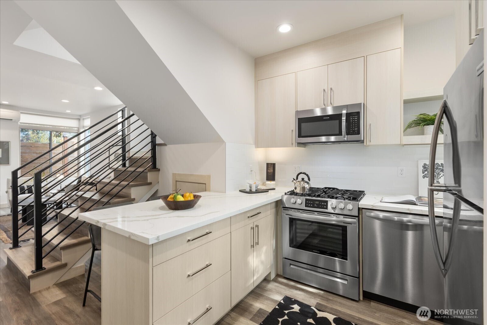 5616 California Avenue SW Unit: A