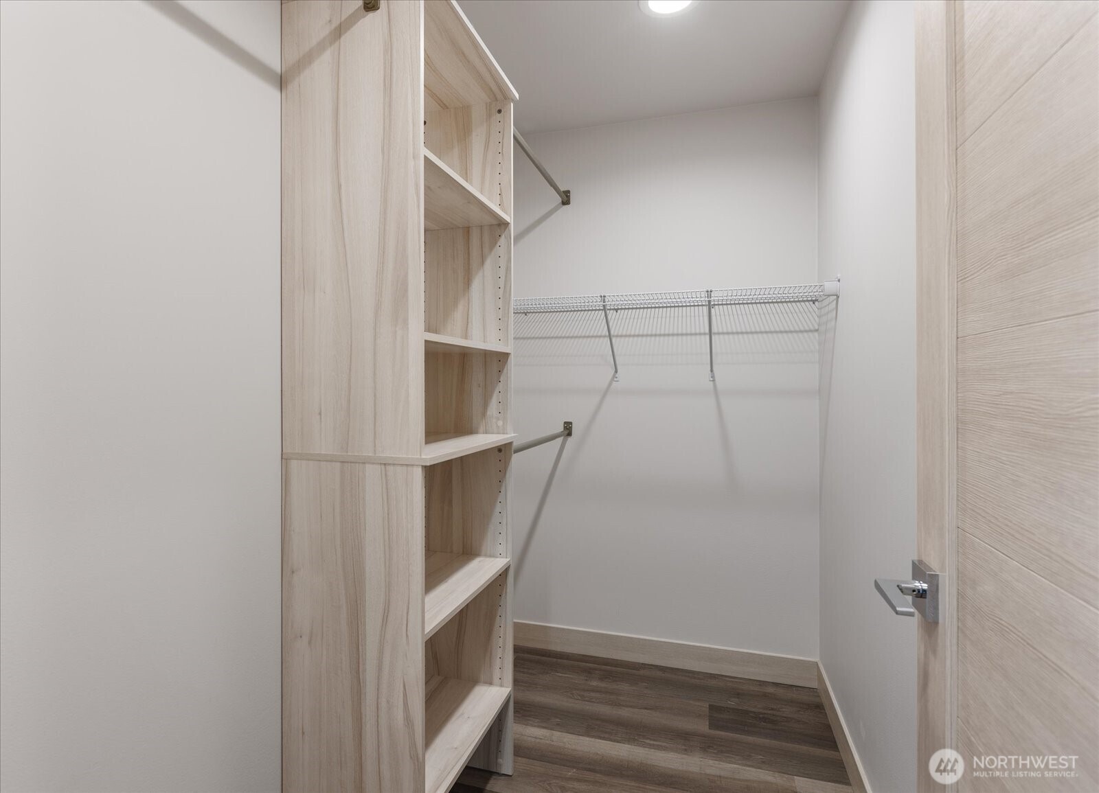 5616 California Avenue SW Unit: A