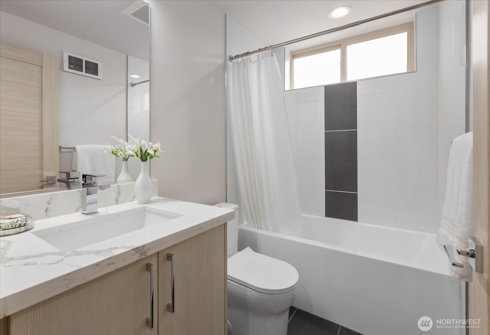 5616 California Avenue SW Unit: A
