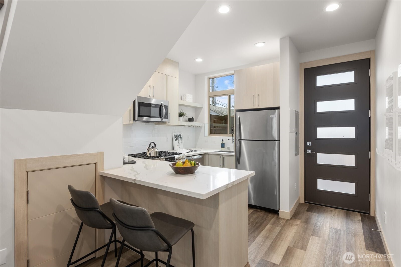 5616 California Avenue SW Unit: A