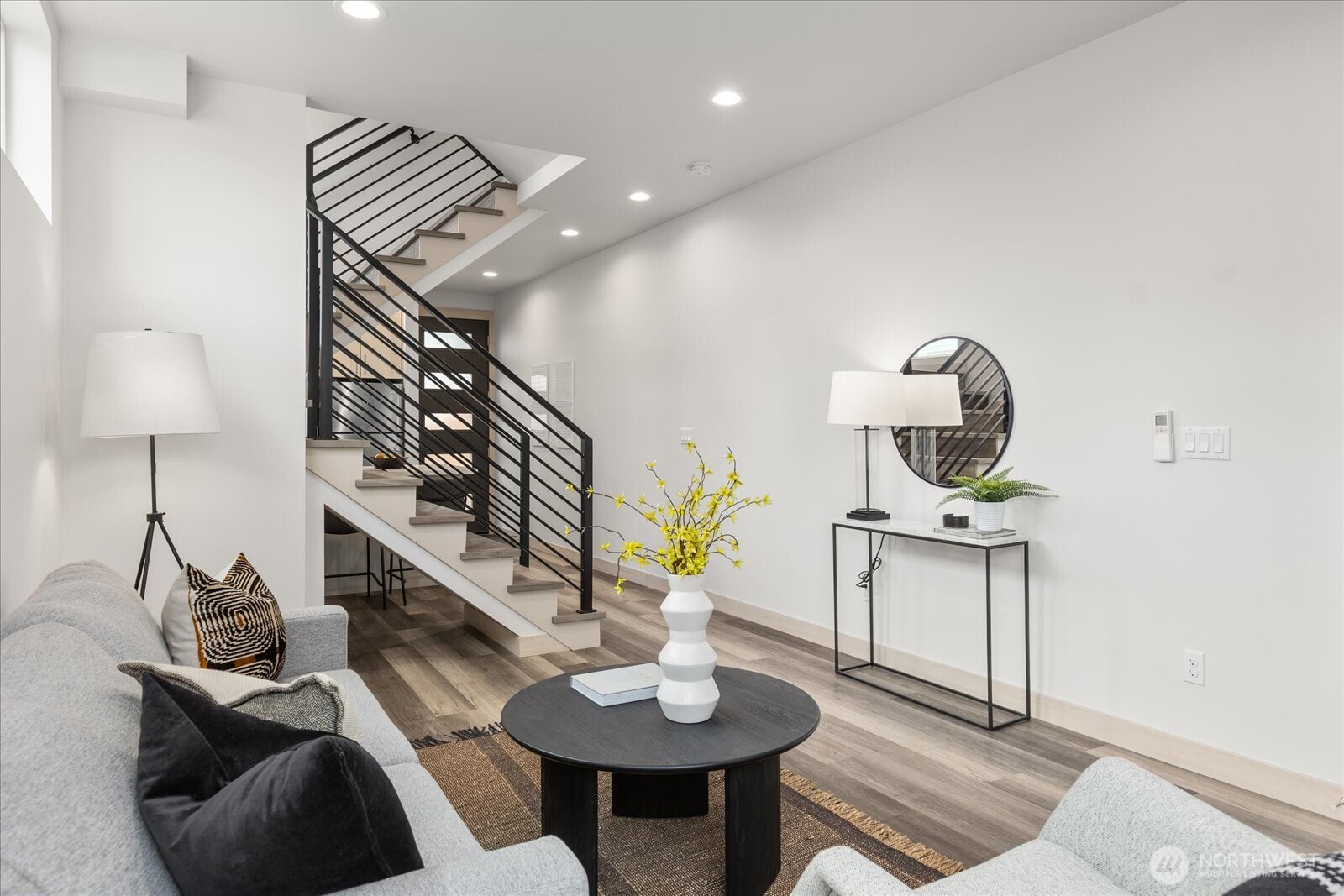 5616 California Avenue SW Unit: A