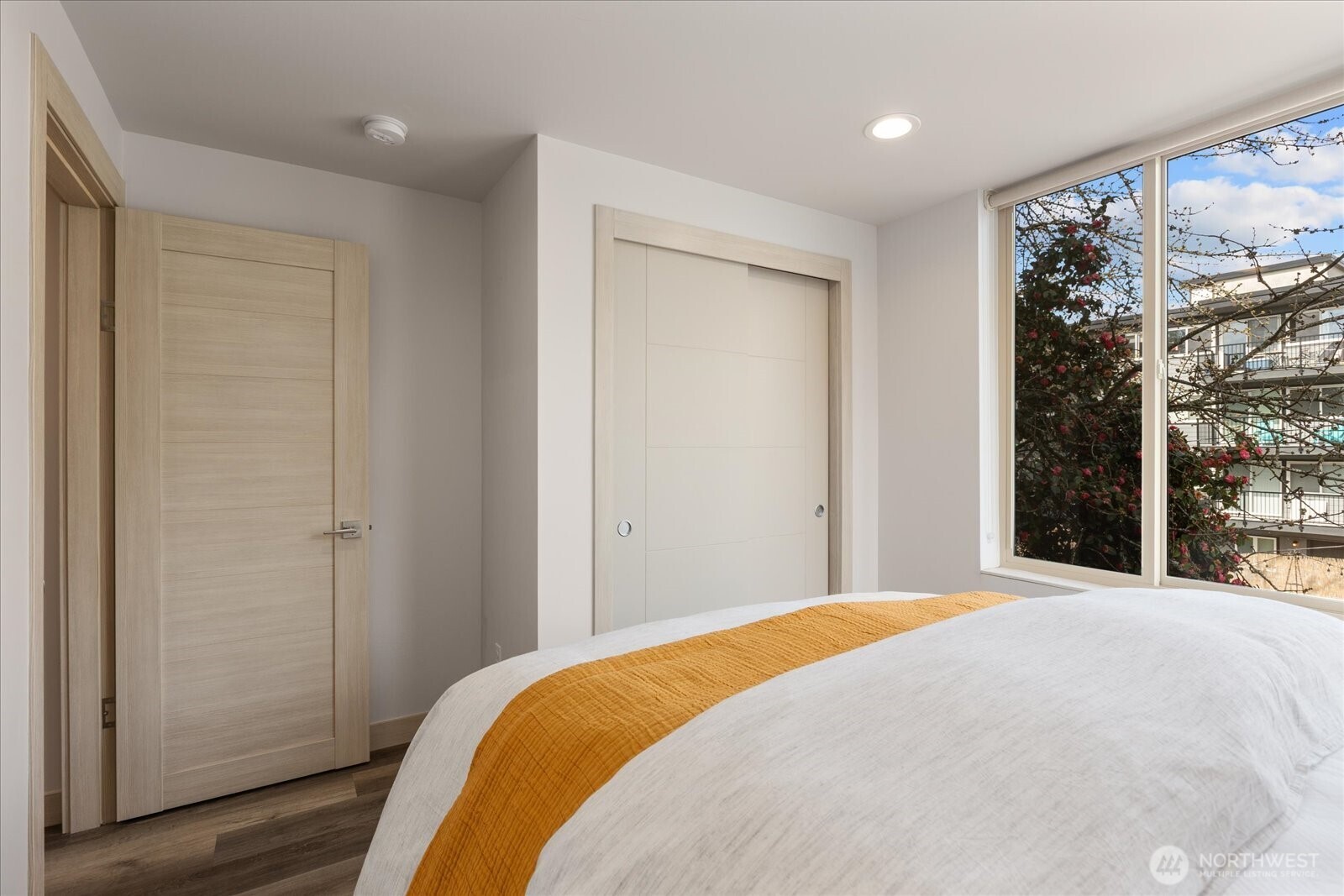 5616 California Avenue SW Unit: A