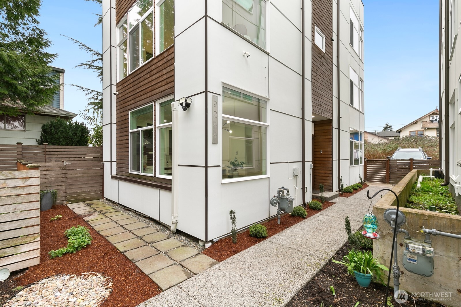 9244 17th Avenue SW
