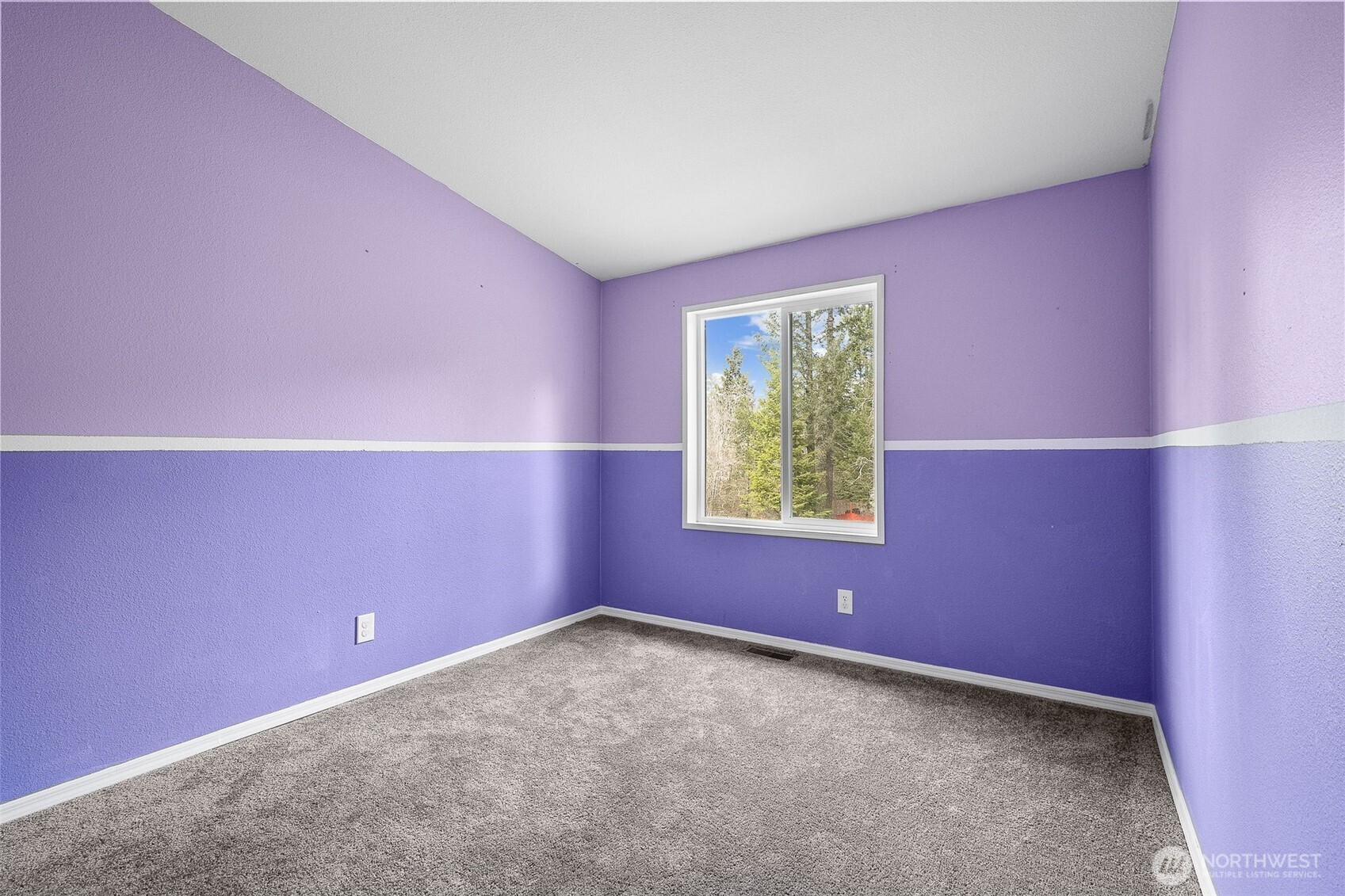 70 E Spencer Glen