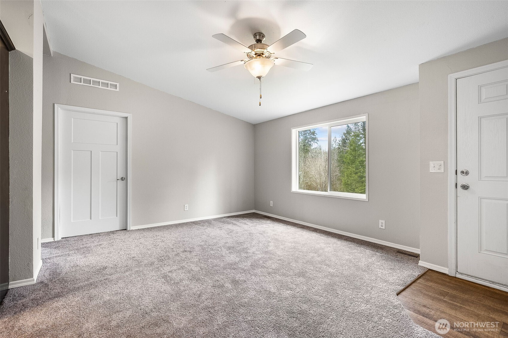 70 E Spencer Glen