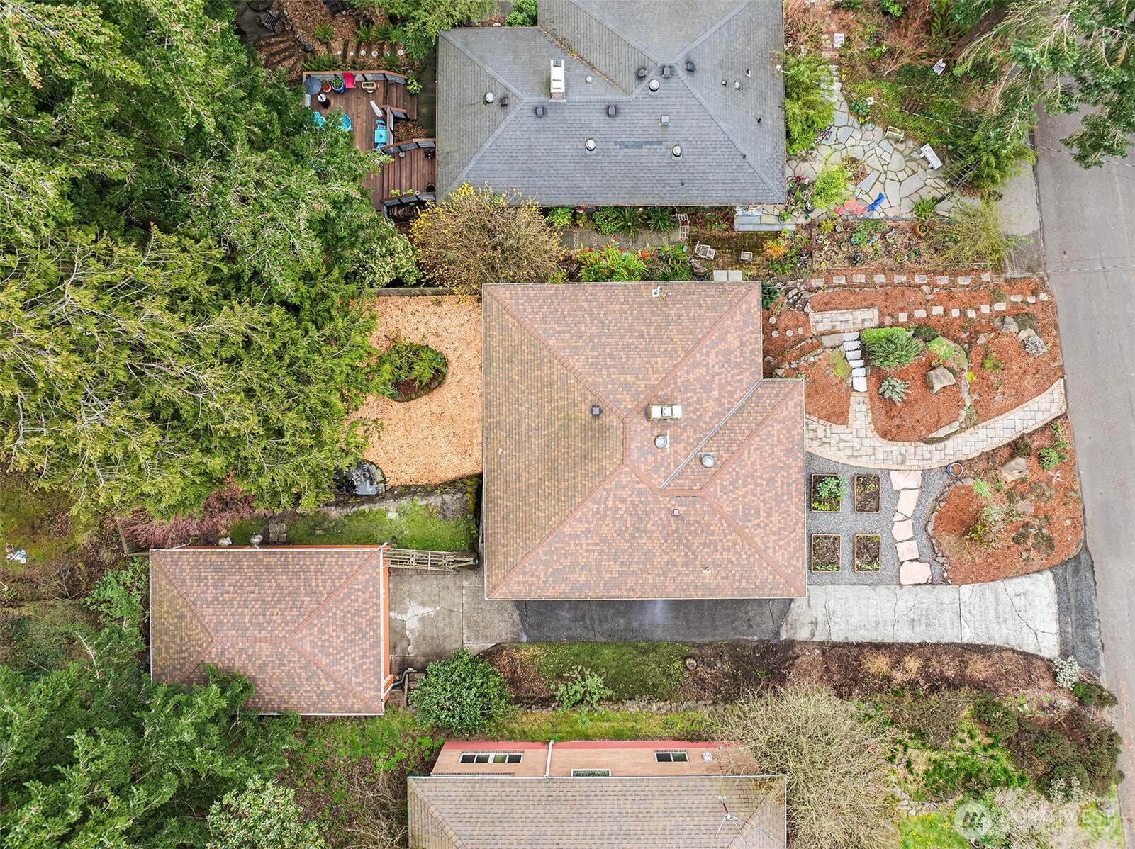 552 NE 130th Street