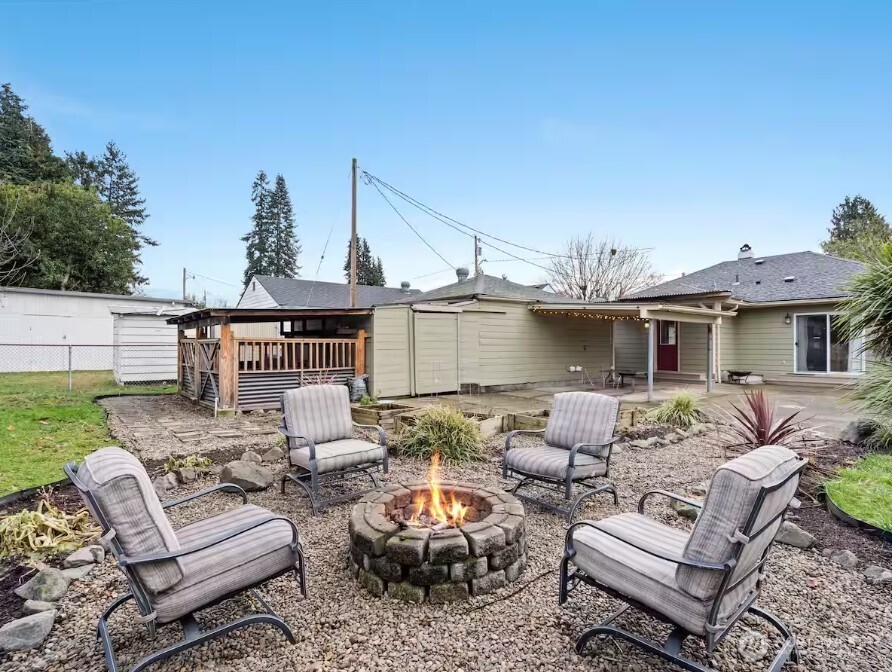 2210 W 28th Street