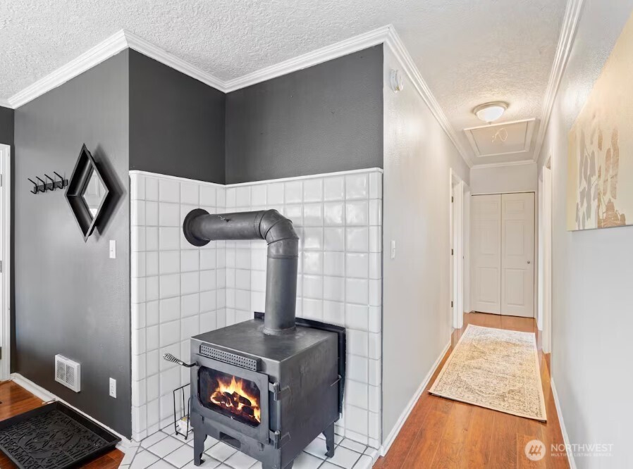 2210 W 28th Street