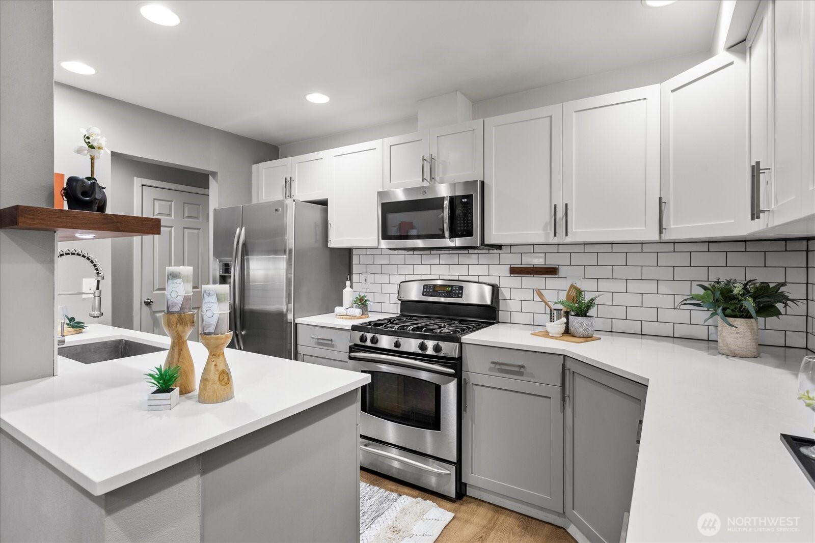 20808 72nd Avenue W Unit: 2