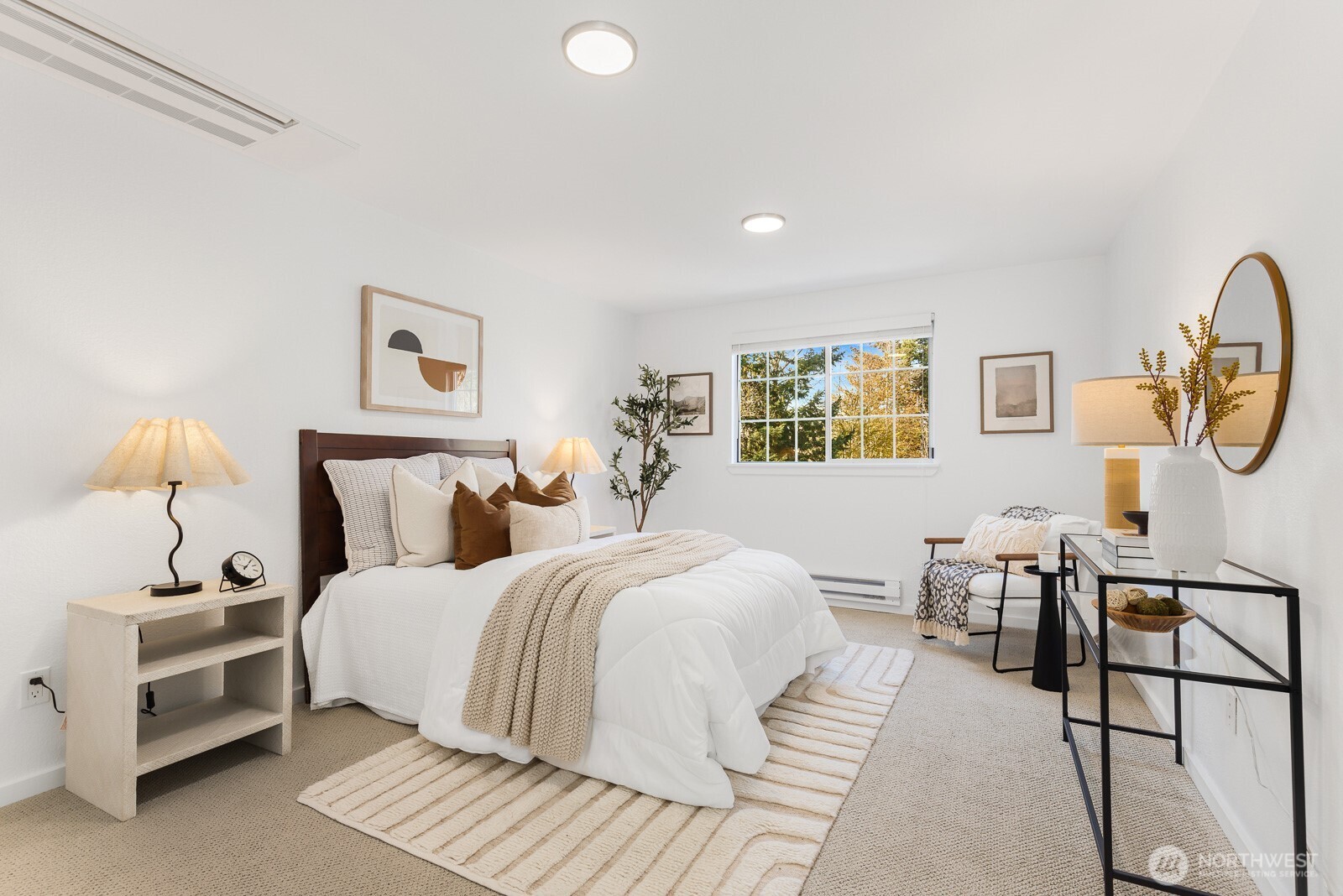 221 9th Street Unit: C301