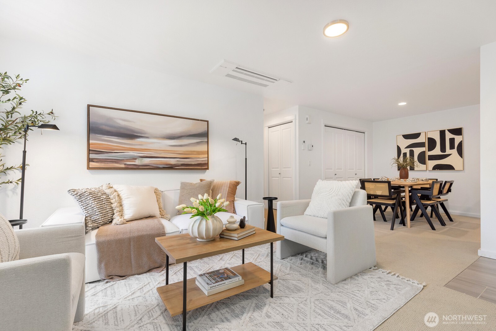 221 9th Street Unit: C301