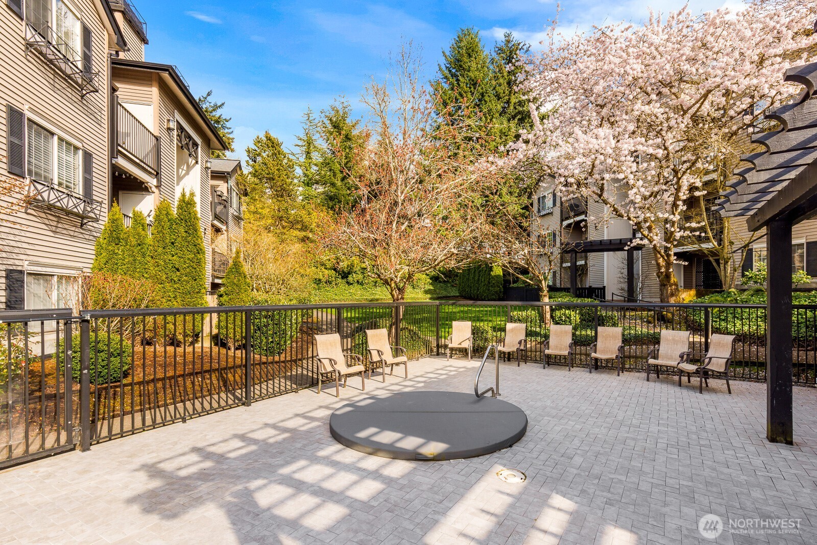 221 9th Street Unit: C301