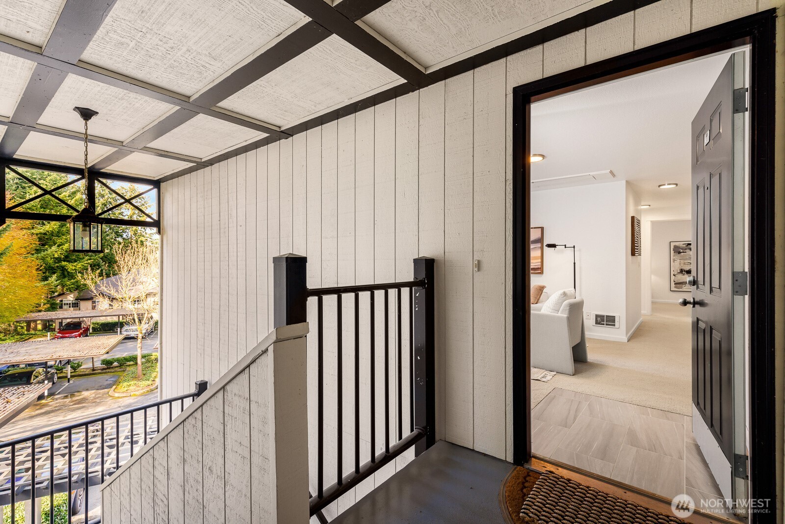 221 9th Street Unit: C301