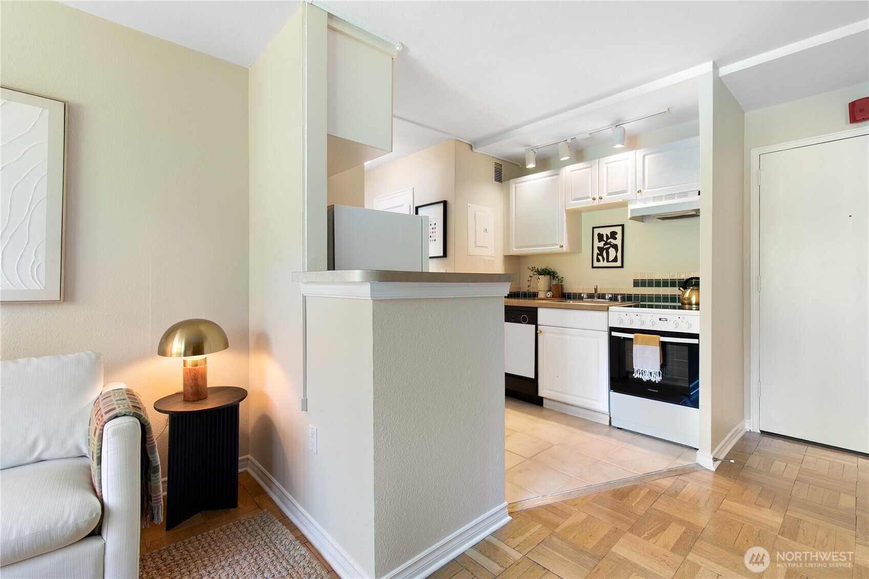 1400 Hubbell Place Unit: 705