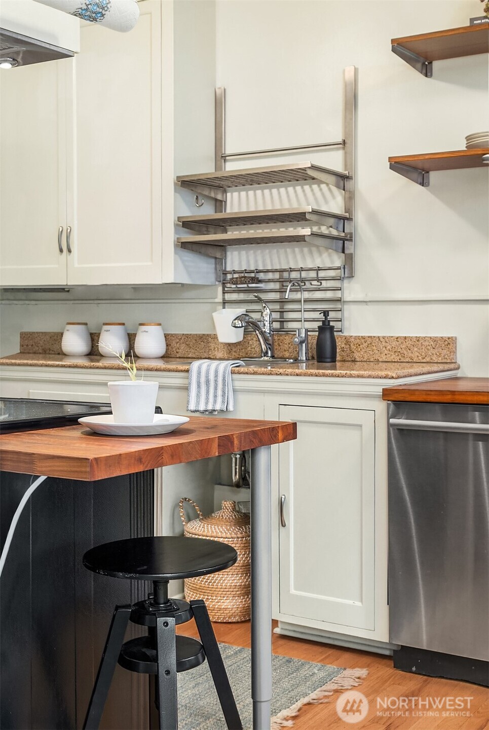2810 16th Avenue S Unit: 302