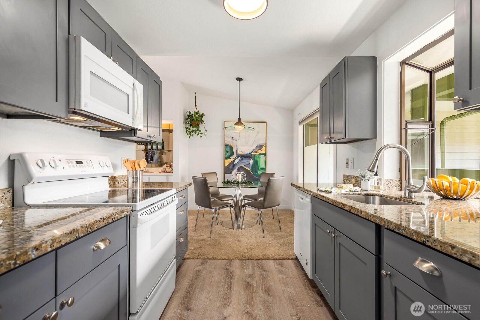 9512 1st Avenue NE Unit: 408