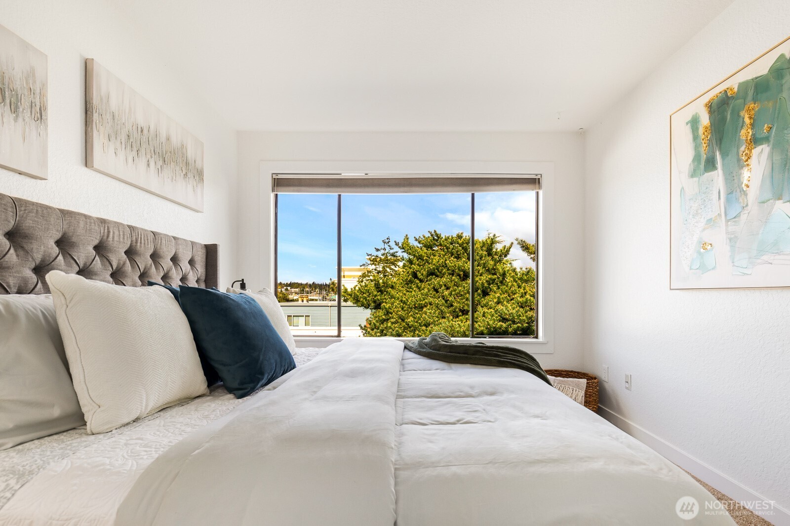 9512 1st Avenue NE Unit: 408