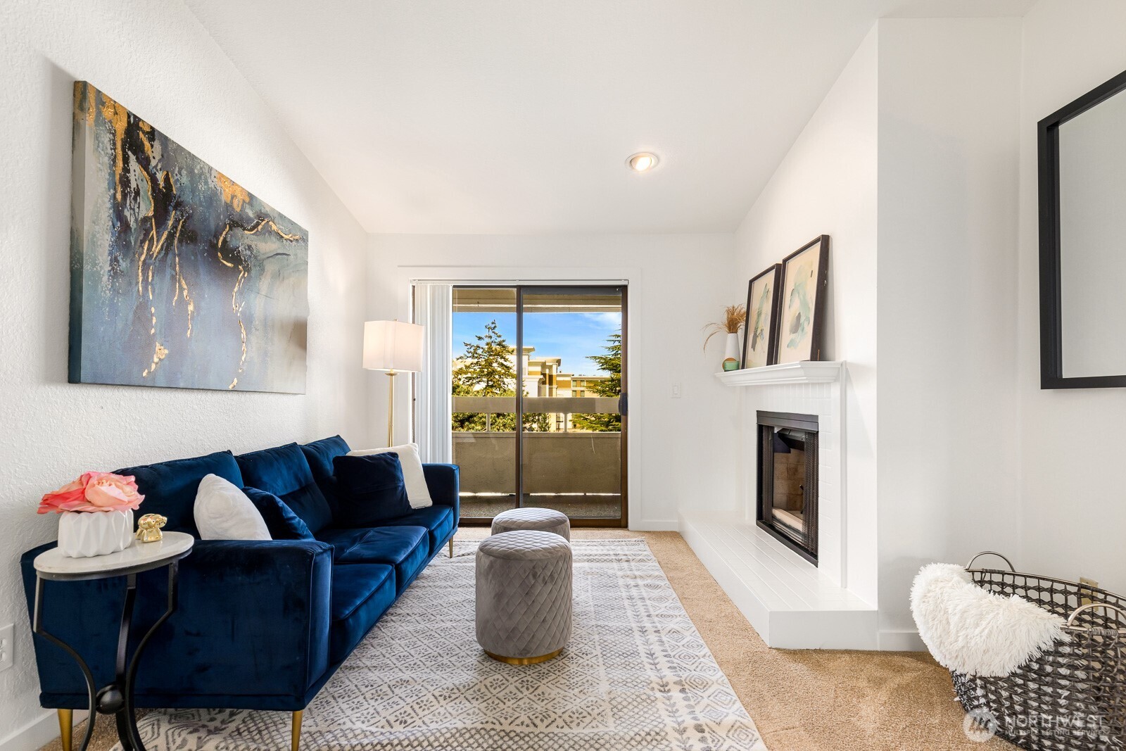 9512 1st Avenue NE Unit: 408