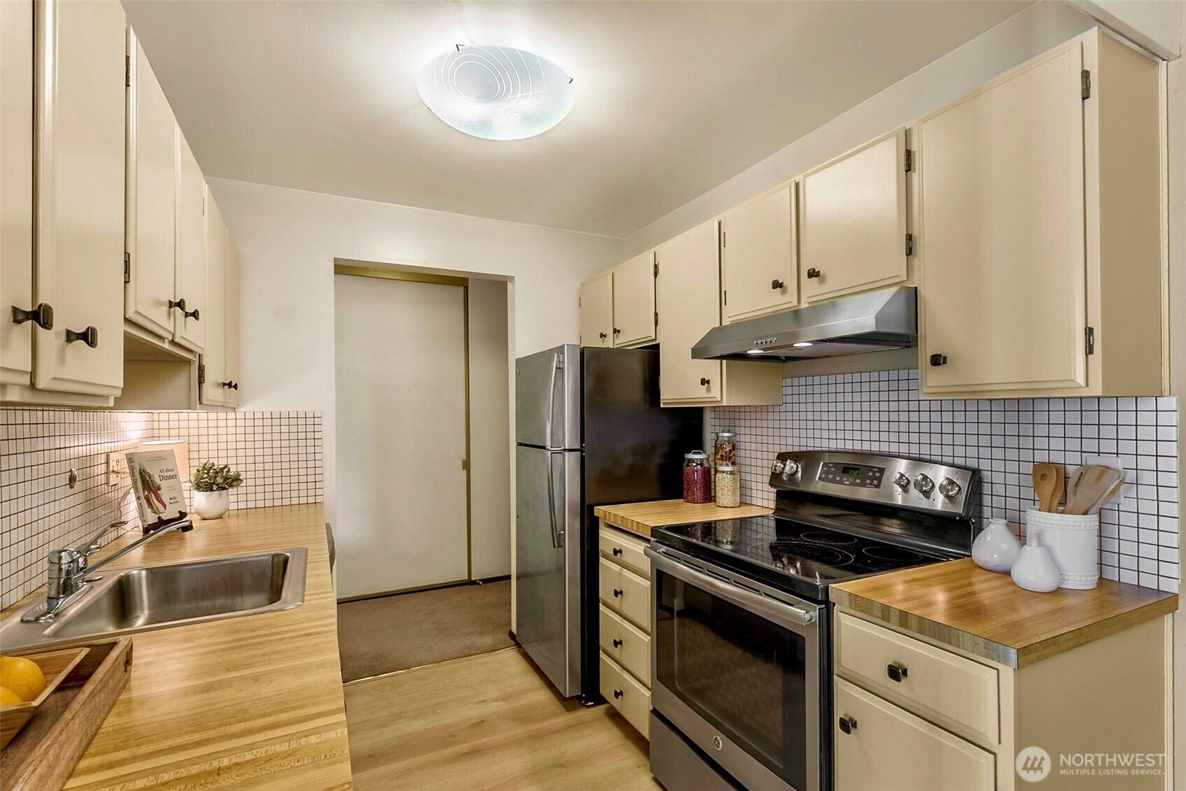 13201 Linden Avenue N Unit: 403A