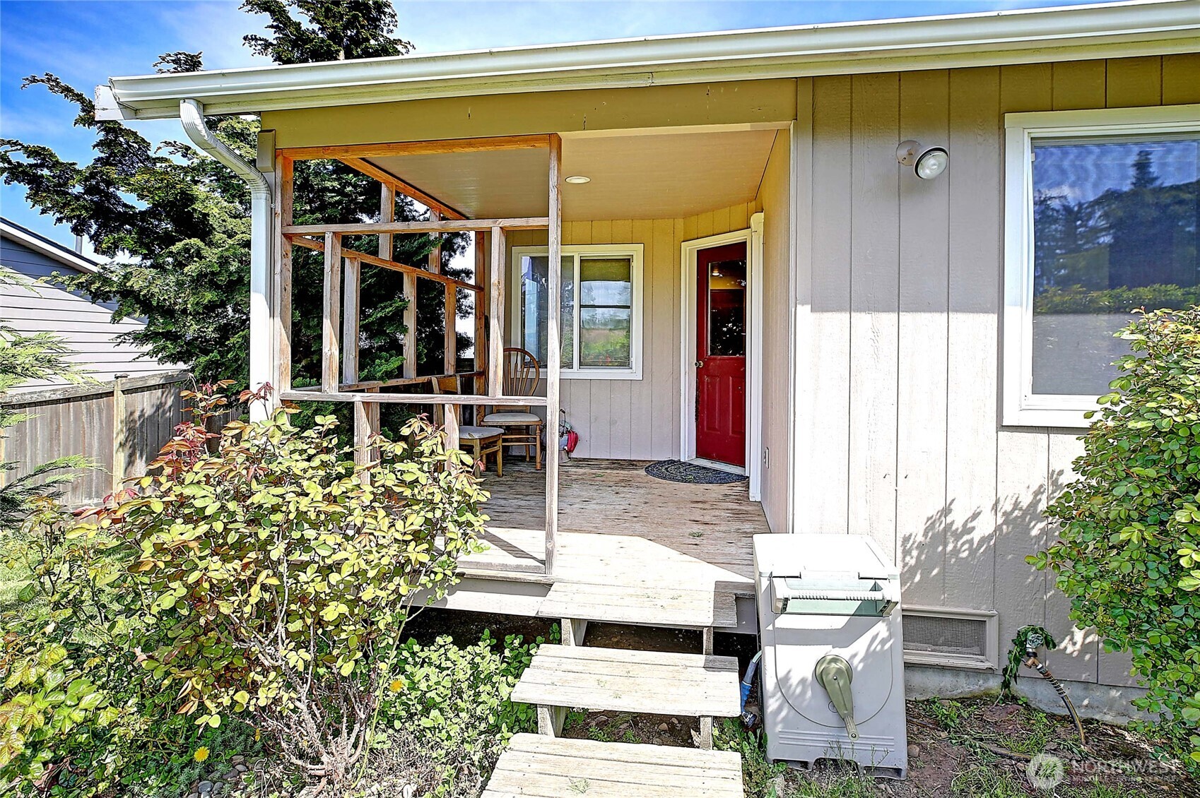 1882 Edgewood Drive