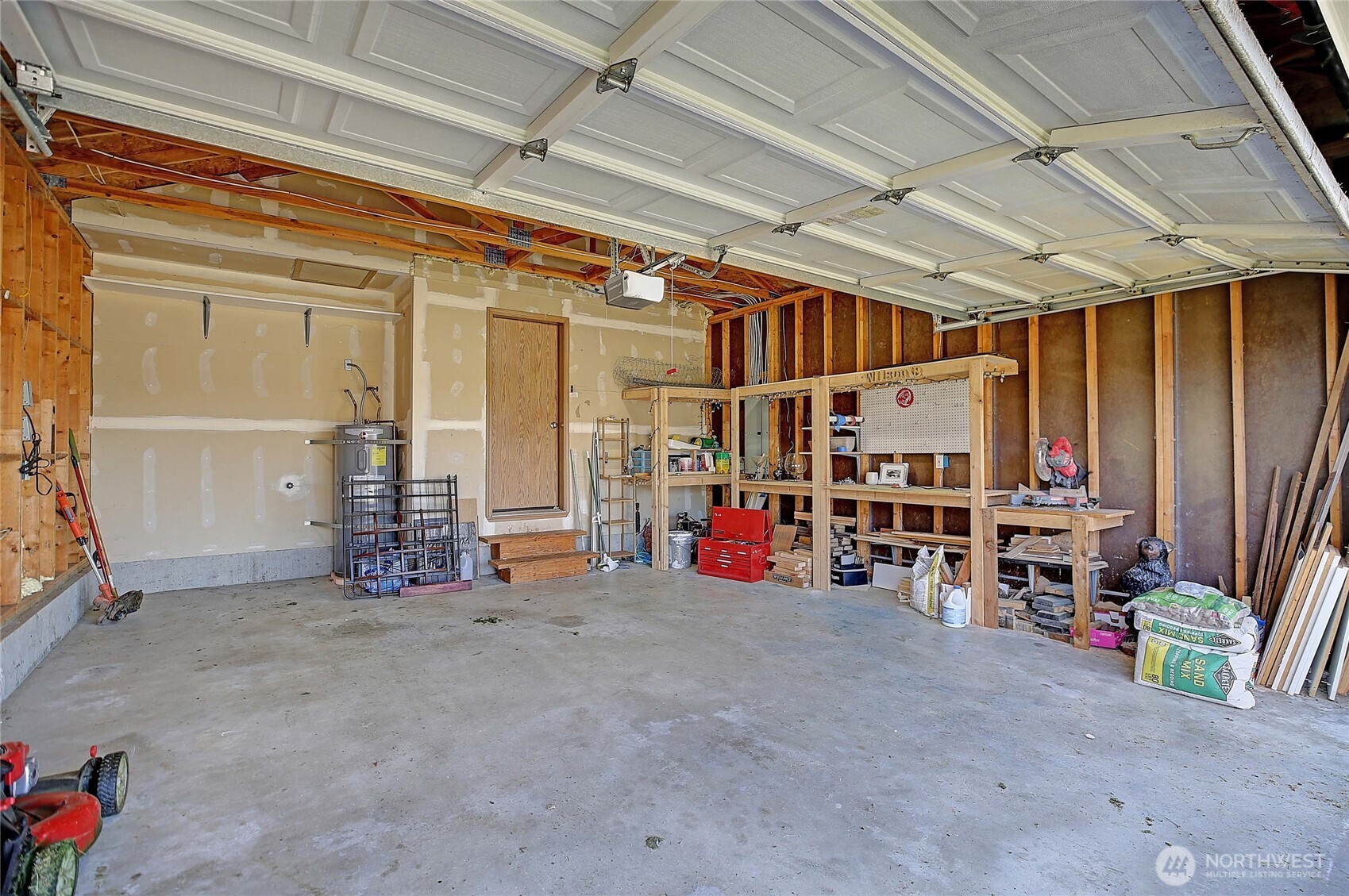 1882 Edgewood Drive