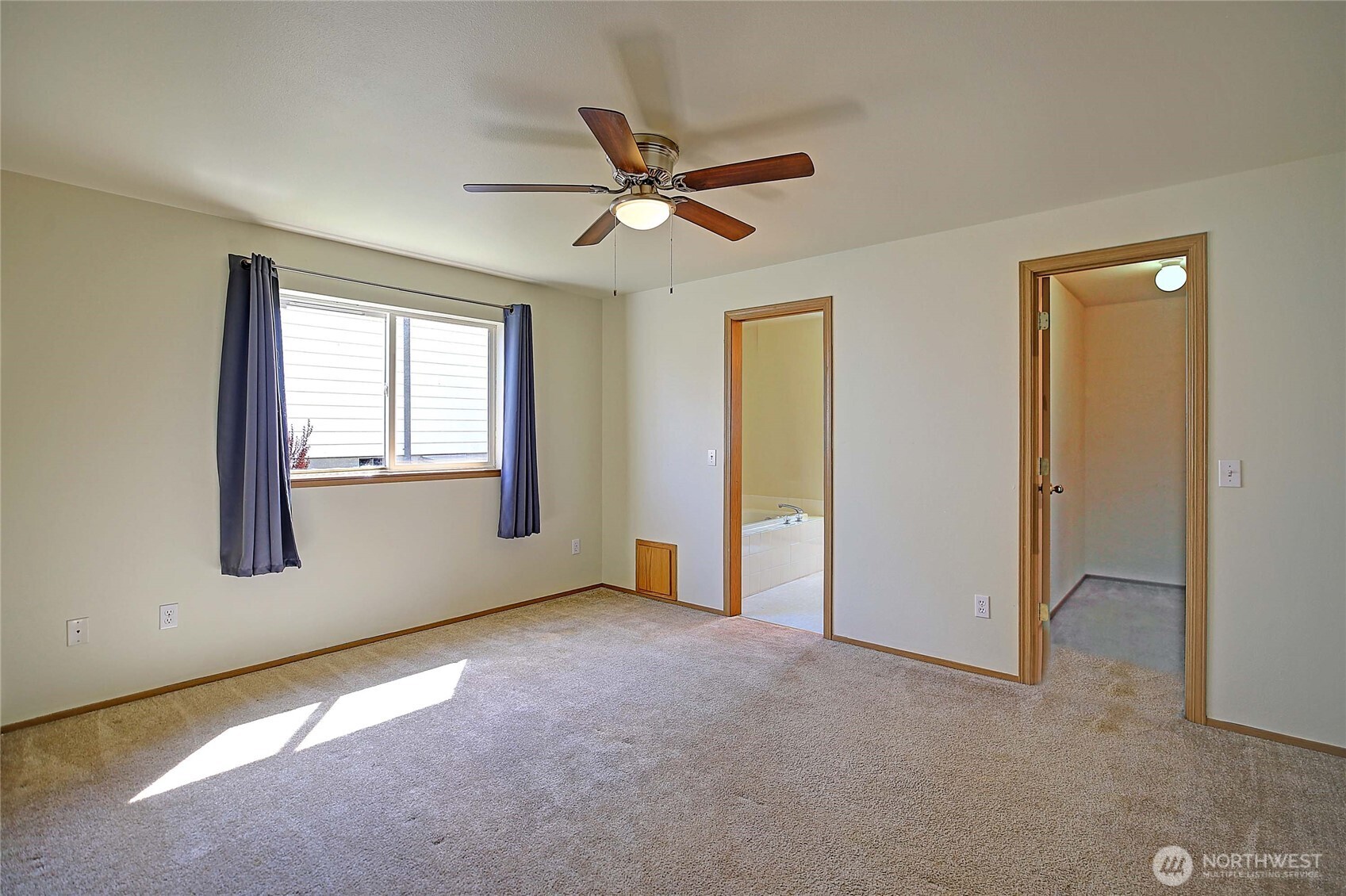 1882 Edgewood Drive
