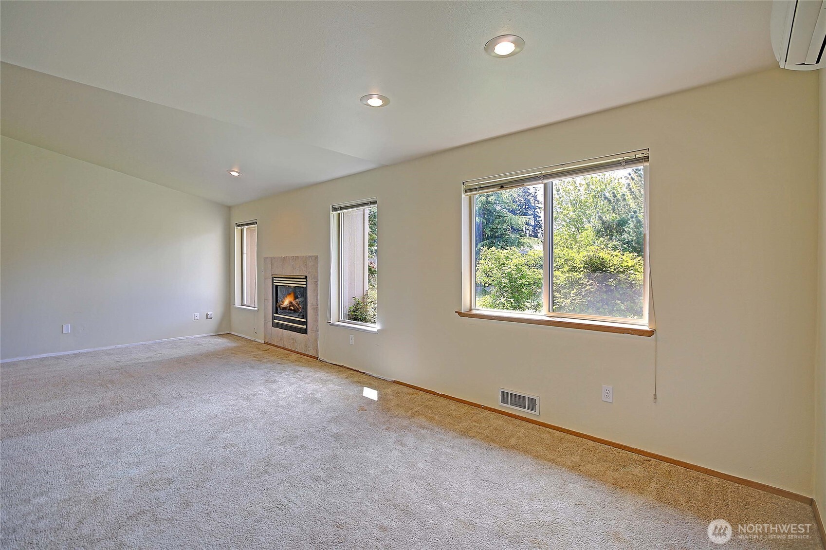 1882 Edgewood Drive
