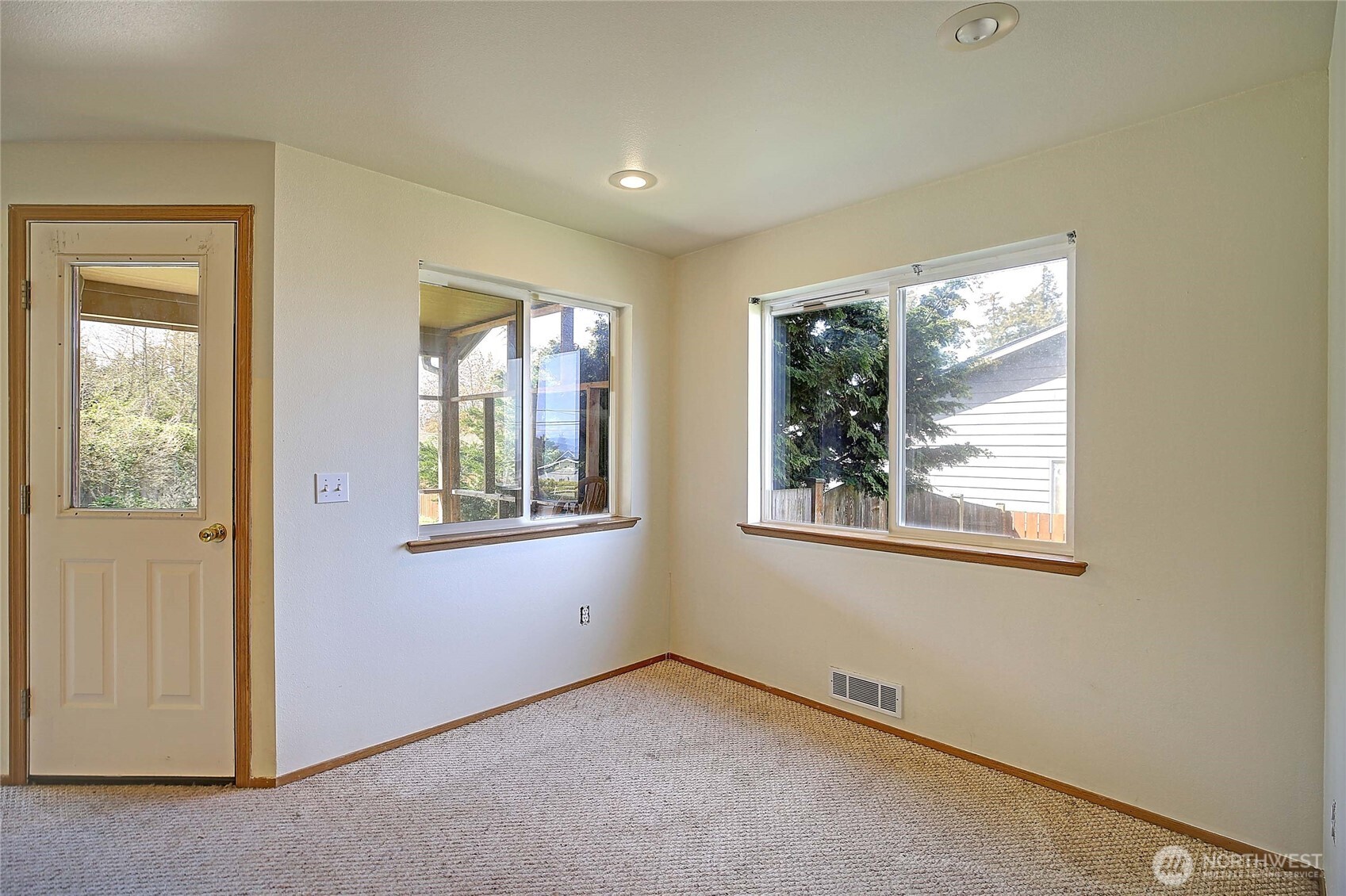 1882 Edgewood Drive