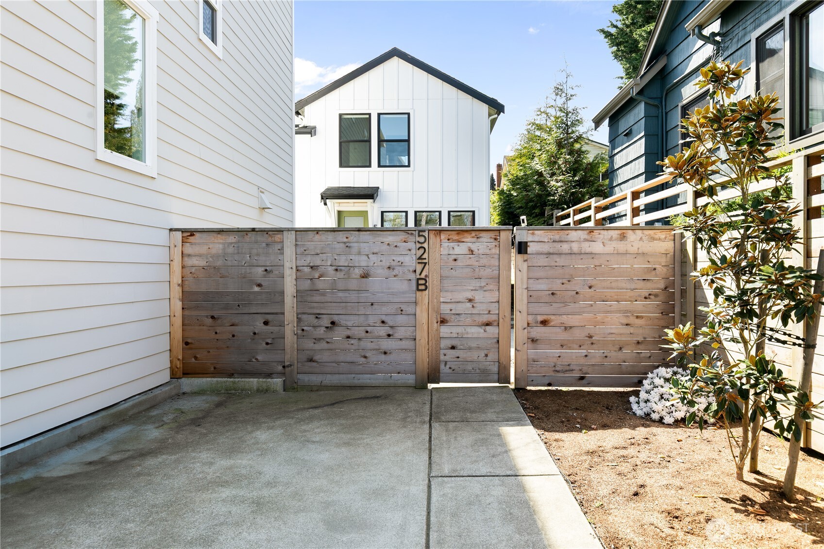 527 N 71st Unit: B