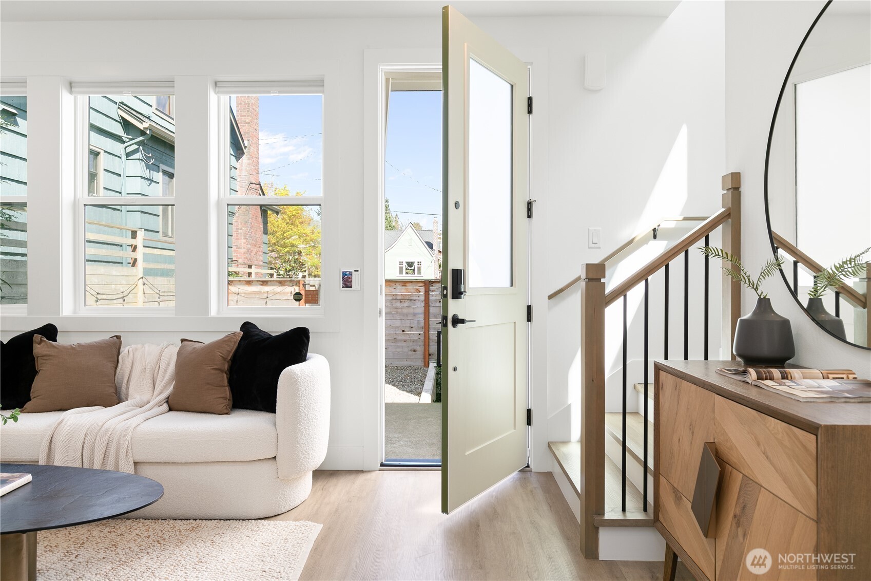 527 N 71st Unit: B