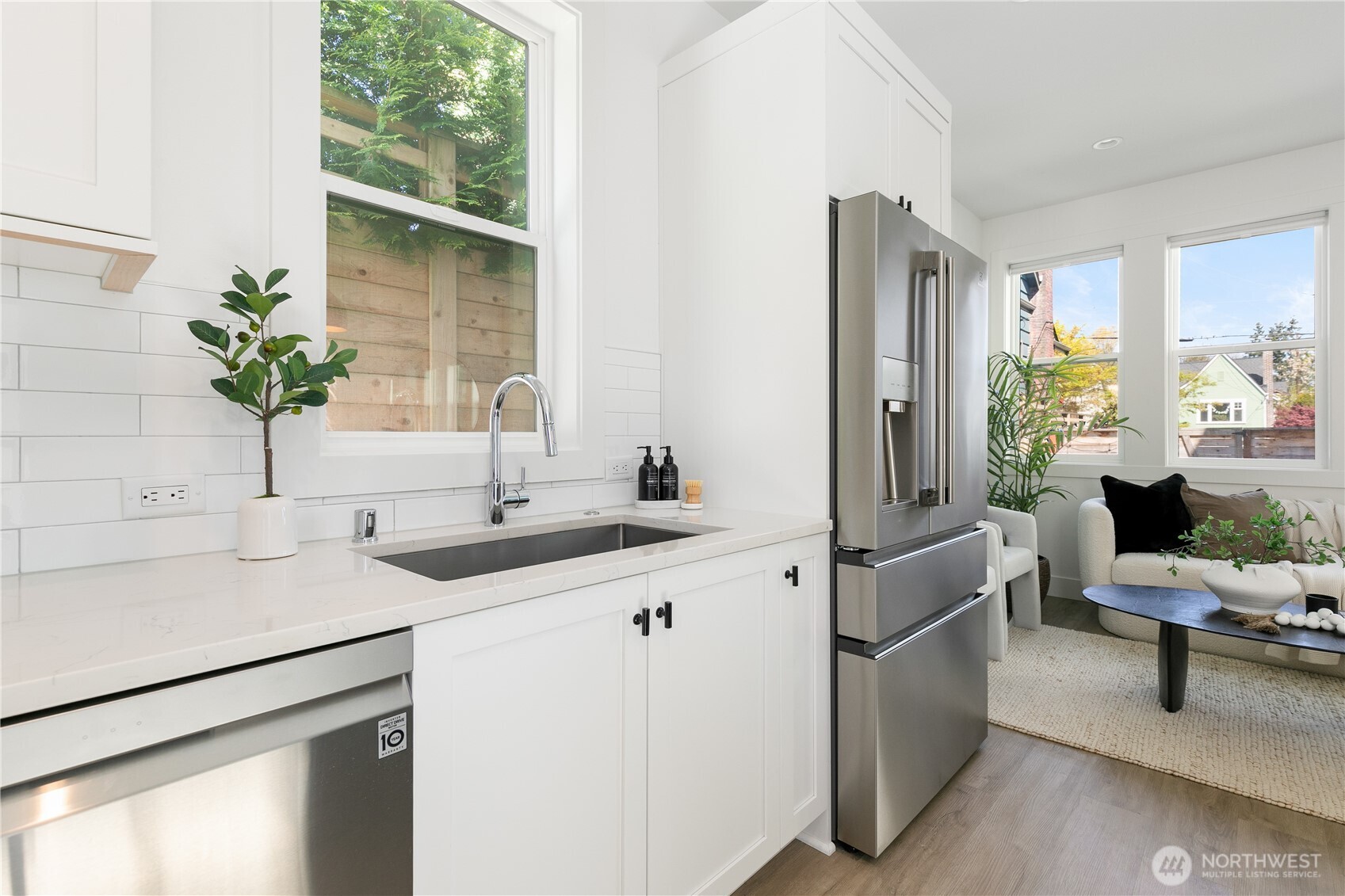 527 N 71st Unit: B