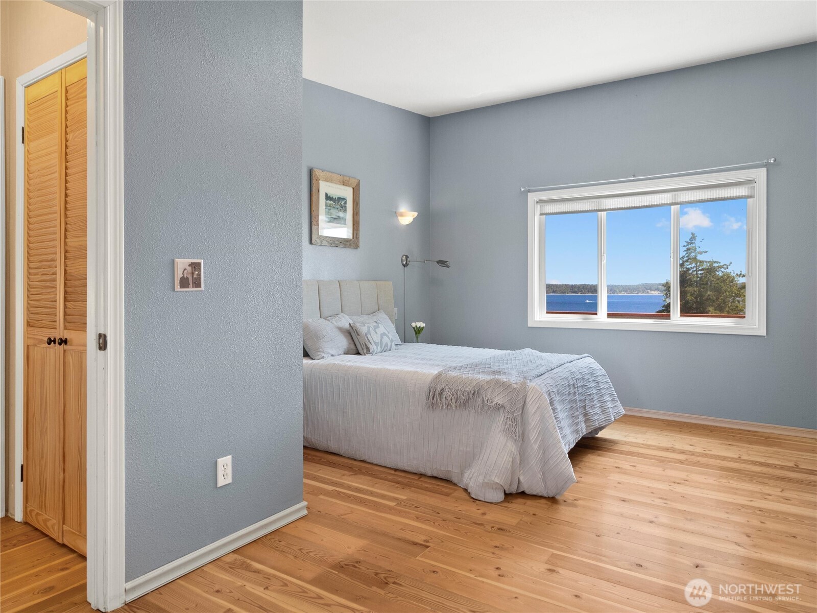 71 E Mountain Drive