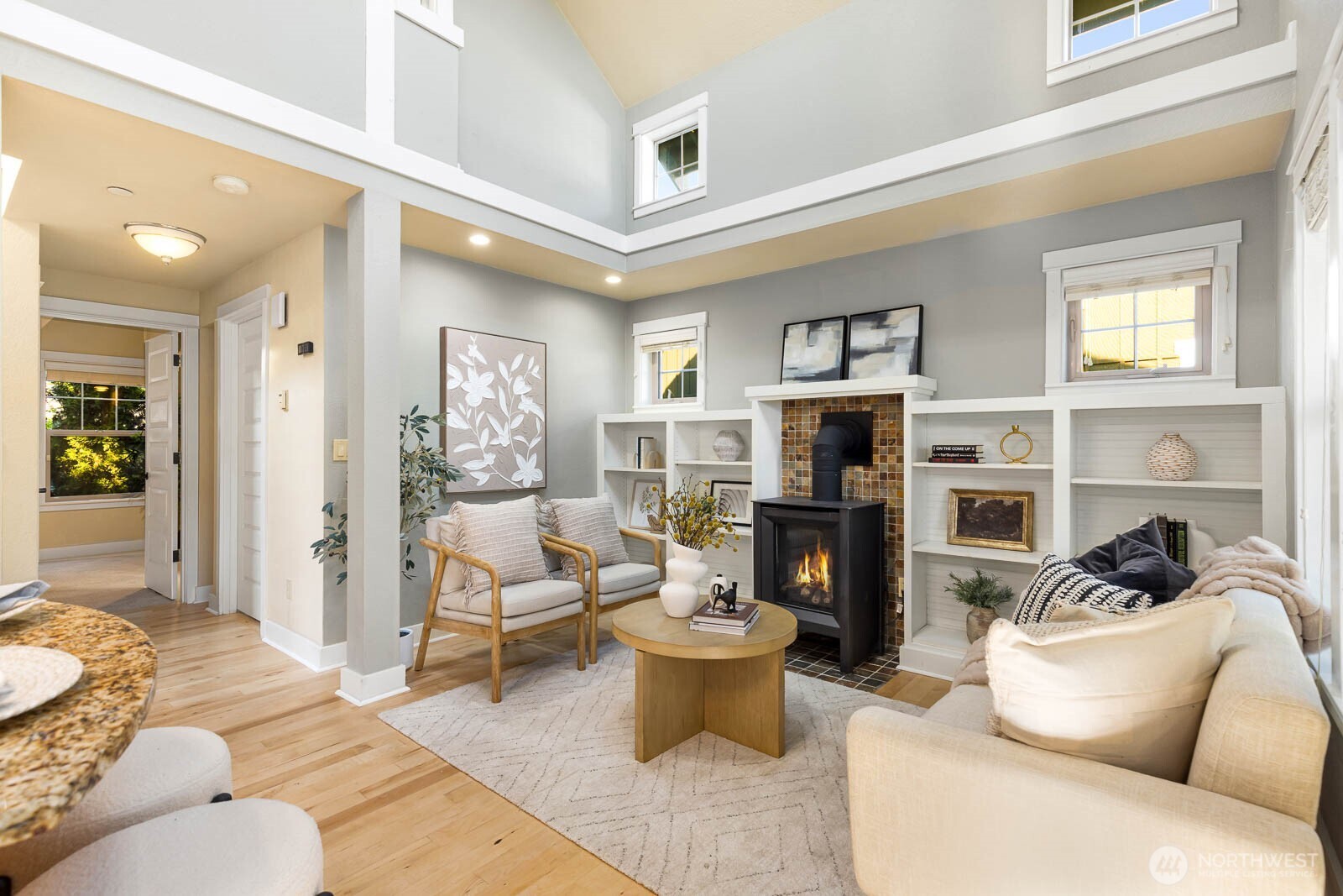 1021 SE Everett Mall Way Unit: I