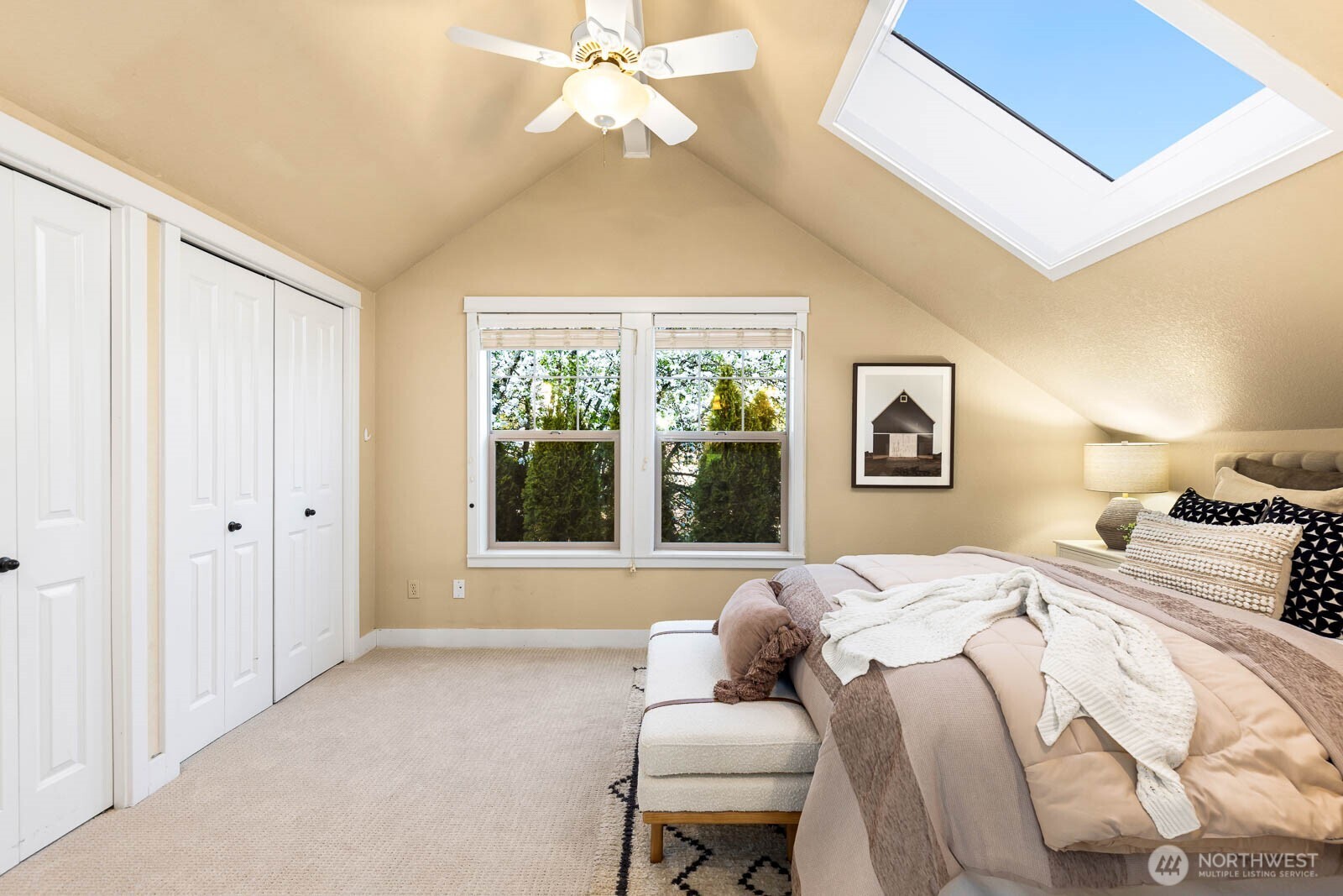 1021 SE Everett Mall Way Unit: I