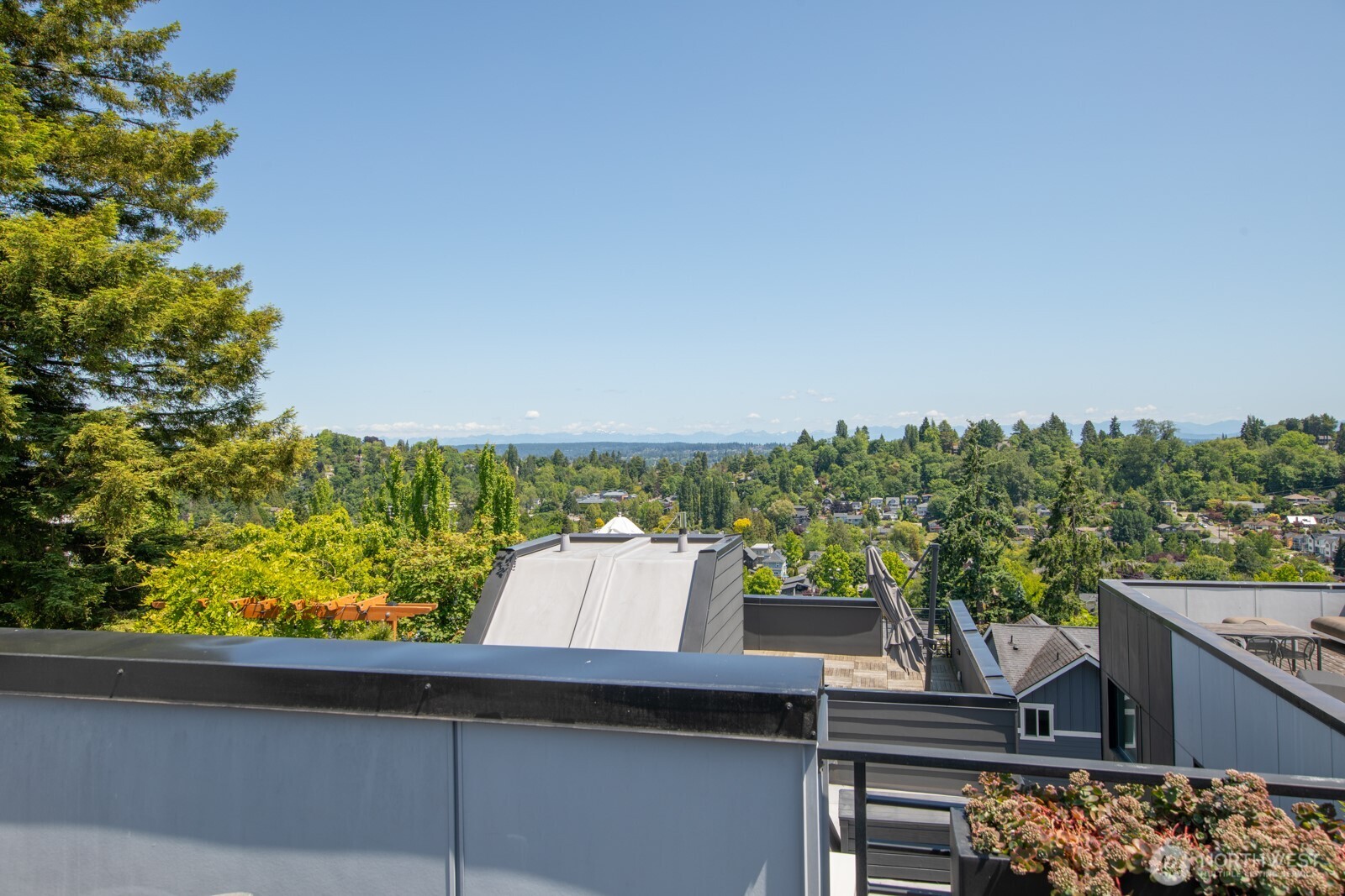 214 25th Avenue E Unit: A